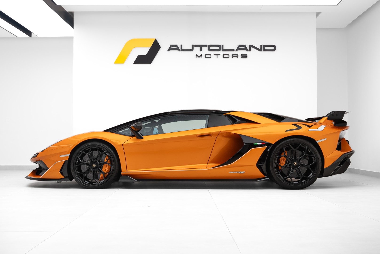 2021 LAMBORGHINI AVENTADOR SVJ ROADSTER